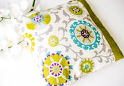 Hello Spring Floral Pillow | Hello Spring Floral Pillow | hookedonhomes